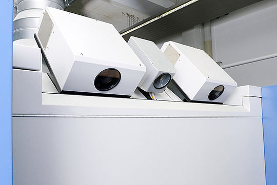 Дополнительные камеры необходимы только для проверки оттисков с разрешением до 300 dpi (QualiTronic PDF HighRes)