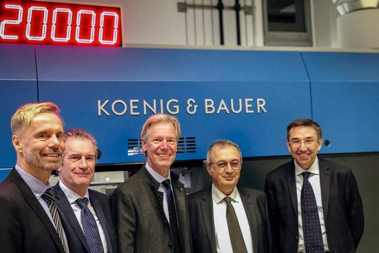 With the acquisition of Duran Machinery Koenig & Bauer further expands its activities in the growing packaging market (from left to right): Christopher Kessler, legal counsel Koenig & Bauer; Patrick Masson, CEO of KBA-Iberica; Ralf Sammeck, CEO of Koenig & Bauer Sheetfed and member of the Koenig & Bauer management board; Oktay Duran, chairman of Duran Machinery; and Apo K?c?karas, Duran Machinery, after signing the contract