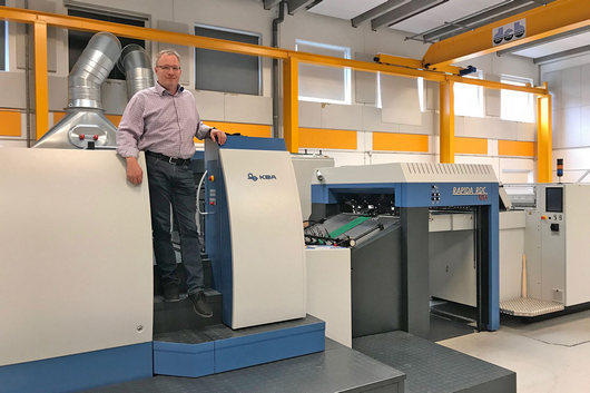The rotary die-cutter Rapida RDC 106 is already demonstrating its potential in the production of inmould labels at ScanMould. Managing director Martin Fundal is proud of his new machine, which was configured with a reel sheeter ahead of the feeder